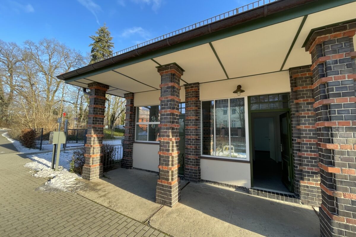 image00010 image00010